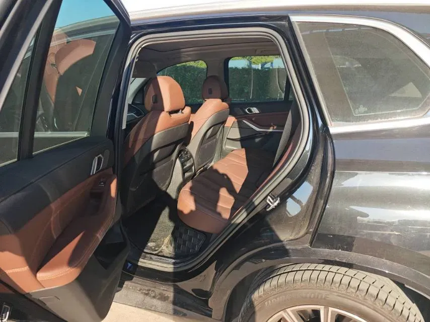 2022 BMW X5 3.0T 340HP L6 8AT,autocango,china used car exporter,china ev exporter,chinese used car exporter,chinese used ev exporter