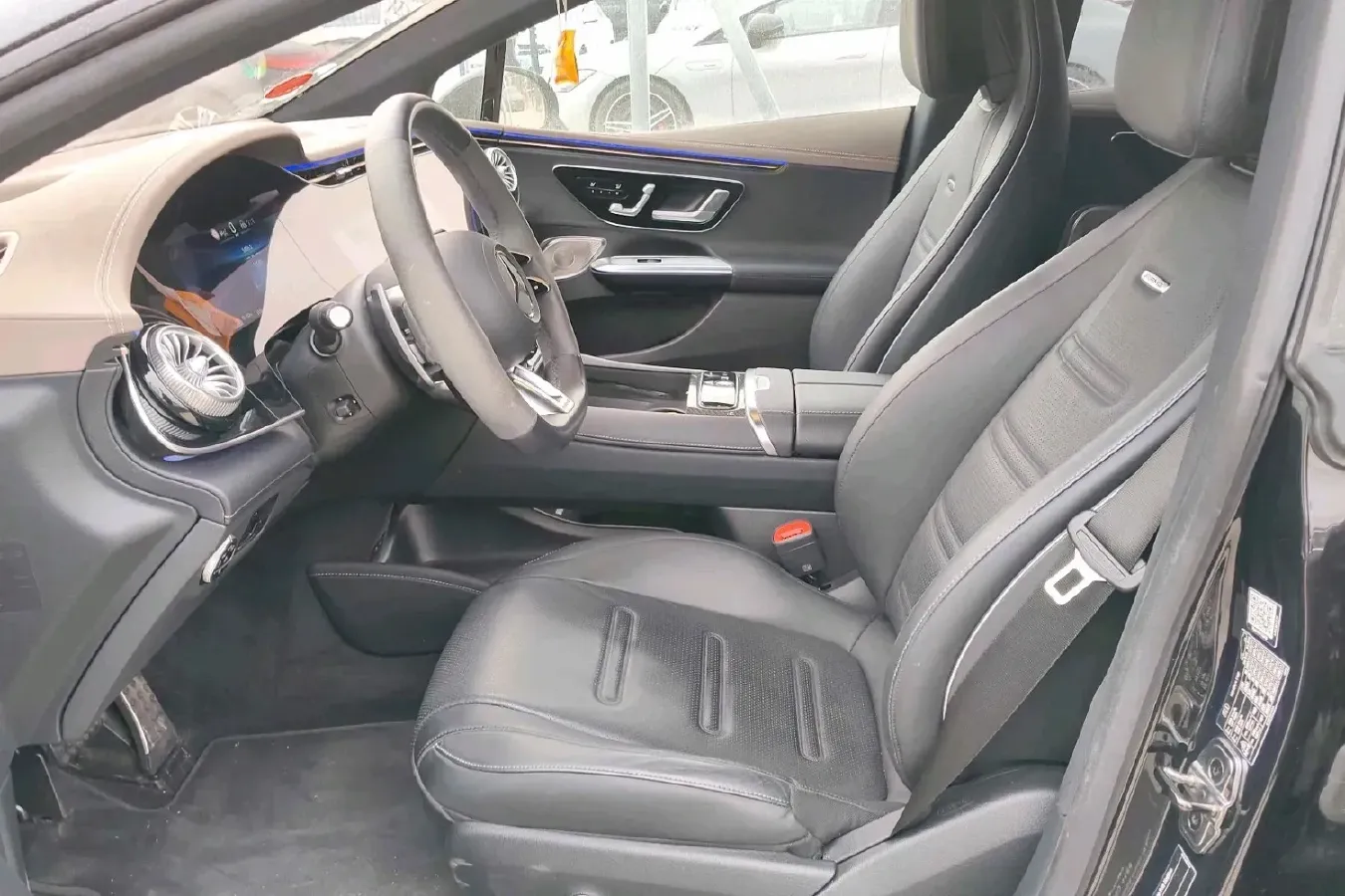 2023 Mercedes-Benz EQE AMG BEV 96.1KWH,autocango,china used car exporter,china ev exporter,chinese used car exporter,chinese used ev exporter