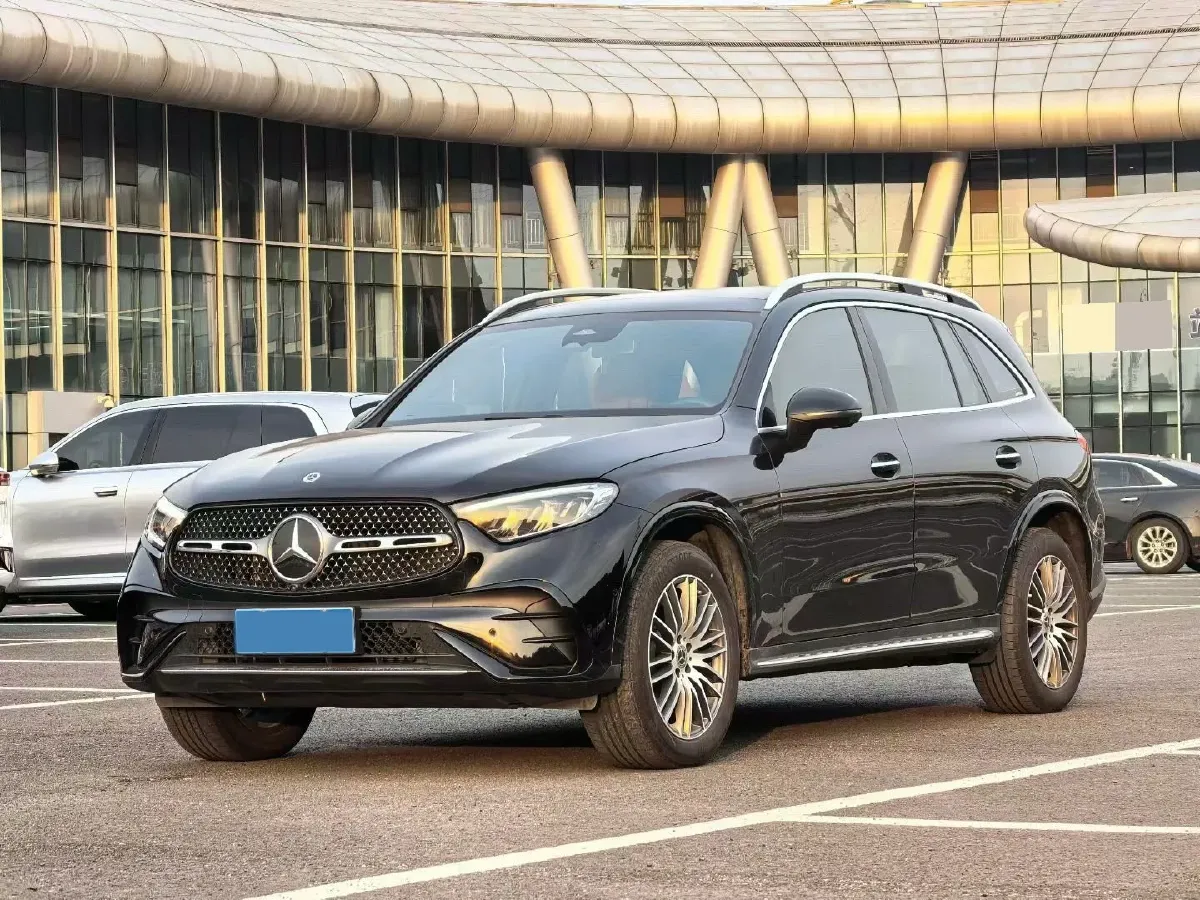 2024 Mercedes-Benz GLC Class 2.0T 258HP L4 9AT,autocango,china used car exporter,china ev exporter,chinese used car exporter,chinese used ev exporter