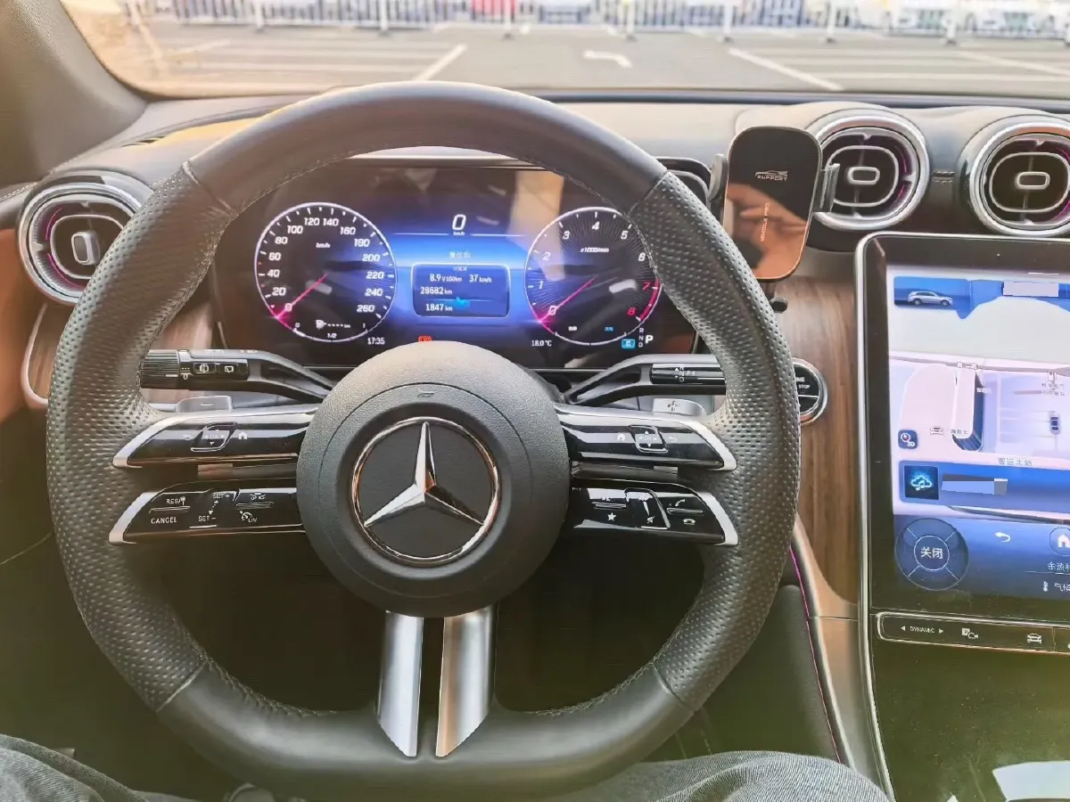 2024 Mercedes-Benz GLC Class 2.0T 258HP L4 9AT,autocango,china used car exporter,china ev exporter,chinese used car exporter,chinese used ev exporter