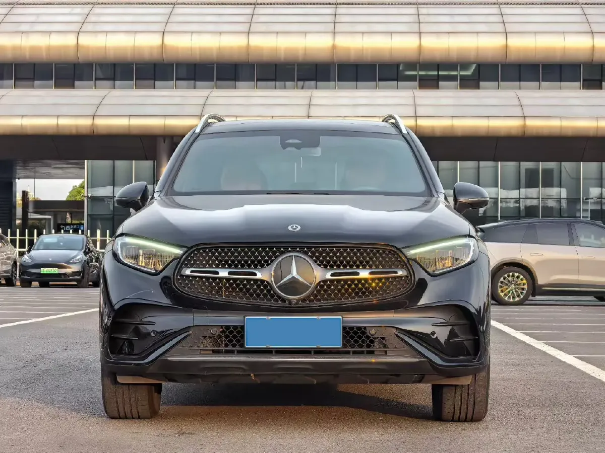 2024 Mercedes-Benz GLC Class 2.0T 258HP L4 9AT,autocango,china used car exporter,china ev exporter,chinese used car exporter,chinese used ev exporter