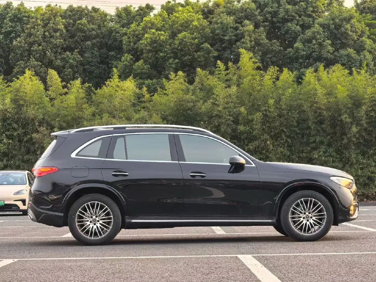 2024 Mercedes-Benz GLC Class 2.0T 258HP L4 9AT,autocango,china used car exporter,china ev exporter,chinese used car exporter,chinese used ev exporter