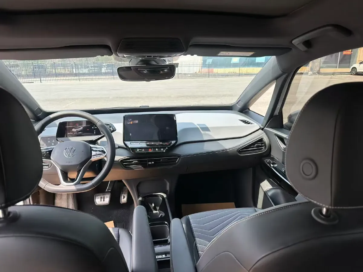 2024 Volkswagen ID.3 BEV 52.8KWH,autocango,china used car exporter,china ev exporter,chinese used car exporter,chinese used ev exporter