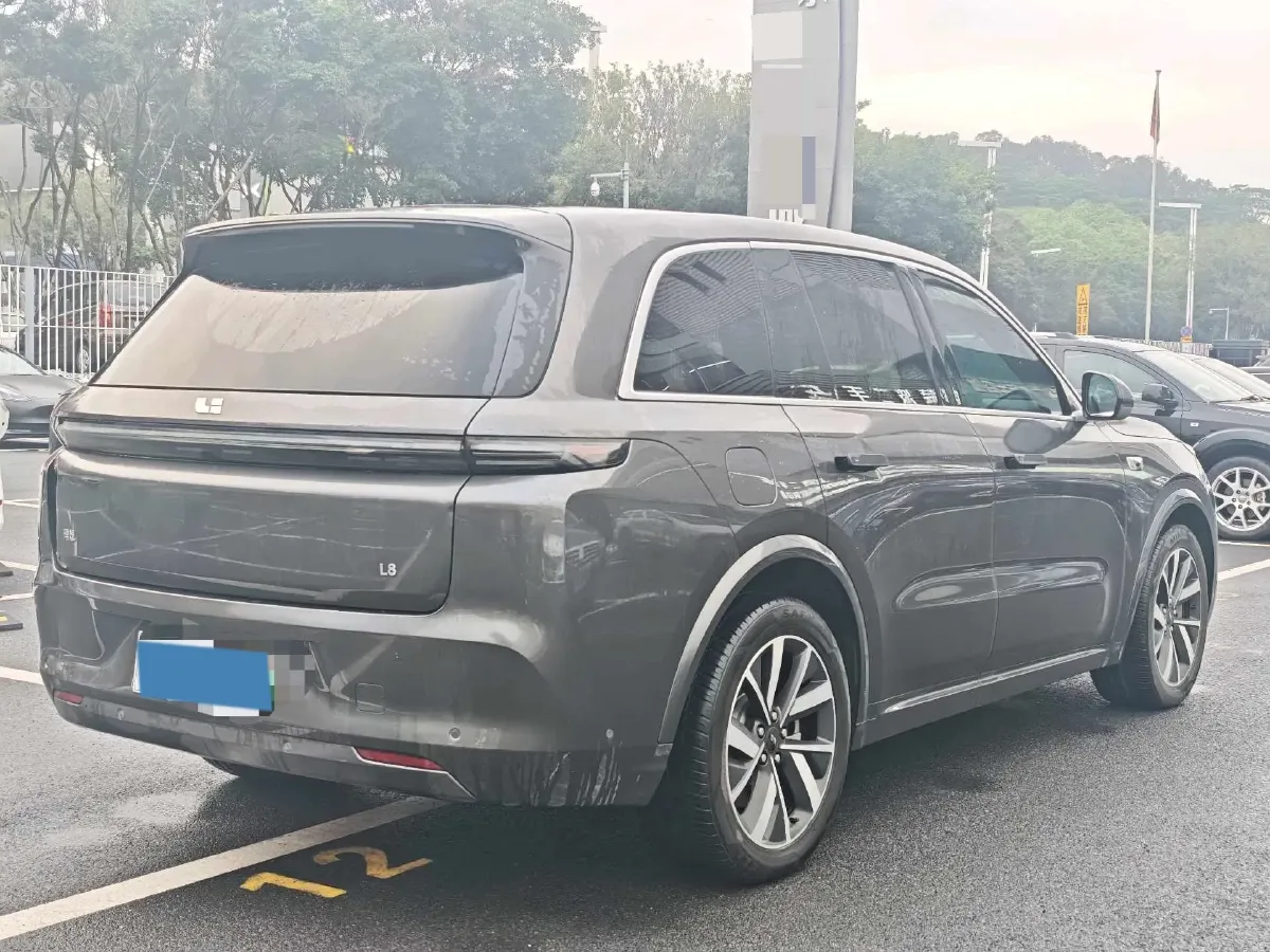 2023 Li L8 Range Extended 154HP REEV 40.9KWH,autocango,china used car exporter,china ev exporter,chinese used car exporter,chinese used ev exporter