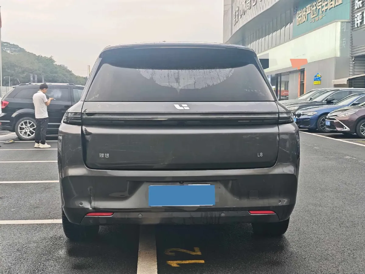 2023 Li L8 Range Extended 154HP REEV 40.9KWH,autocango,china used car exporter,china ev exporter,chinese used car exporter,chinese used ev exporter