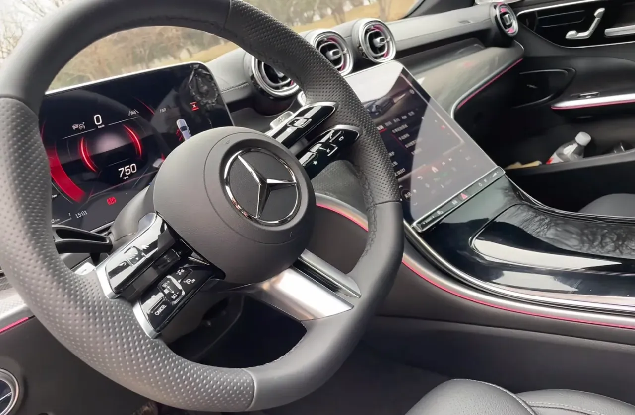 2025 Mercedes-Benz C Class 1.5T 204HP L4 9AT,autocango,china used car exporter,china ev exporter,chinese used car exporter,chinese used ev exporter