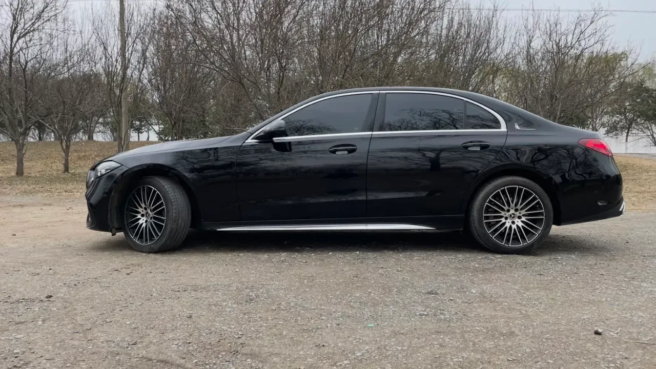 2025 Mercedes-Benz C Class 1.5T 204HP L4 9AT,autocango,china used car exporter,china ev exporter,chinese used car exporter,chinese used ev exporter