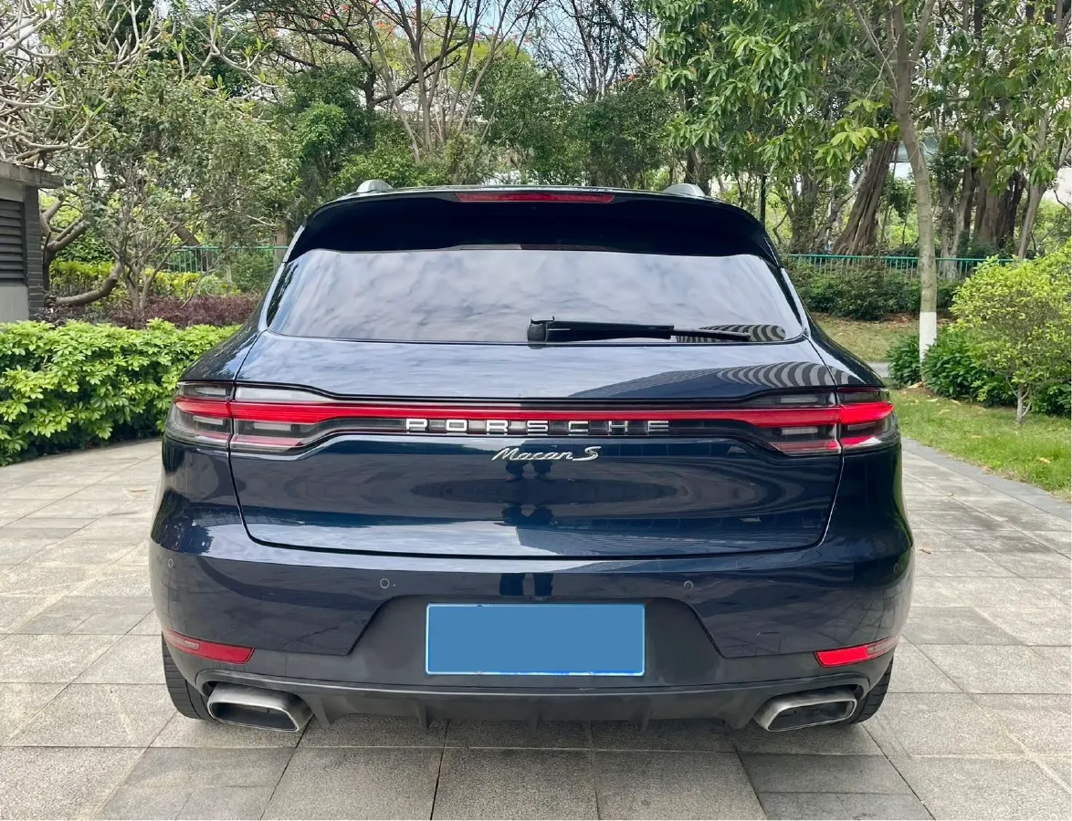 2021 Porsche Macan 2.0T 252HP L4 7DCT,autocango,china used car exporter,china ev exporter,chinese used car exporter,chinese used ev exporter