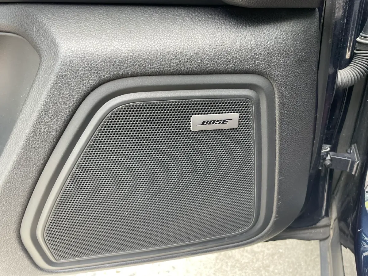 2021 Porsche Macan 2.0T 252HP L4 7DCT,autocango,china used car exporter,china ev exporter,chinese used car exporter,chinese used ev exporter