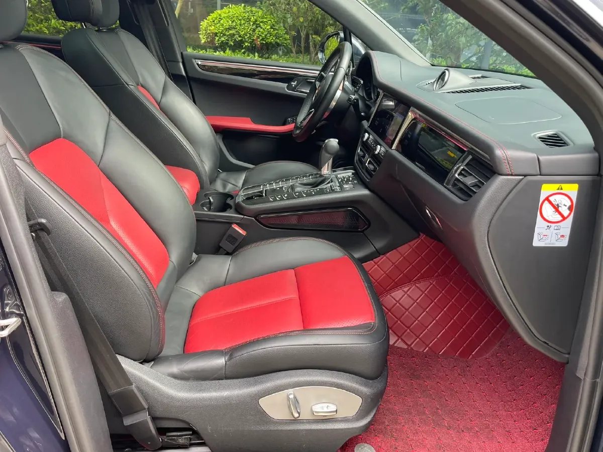 2021 Porsche Macan 2.0T 252HP L4 7DCT,autocango,china used car exporter,china ev exporter,chinese used car exporter,chinese used ev exporter