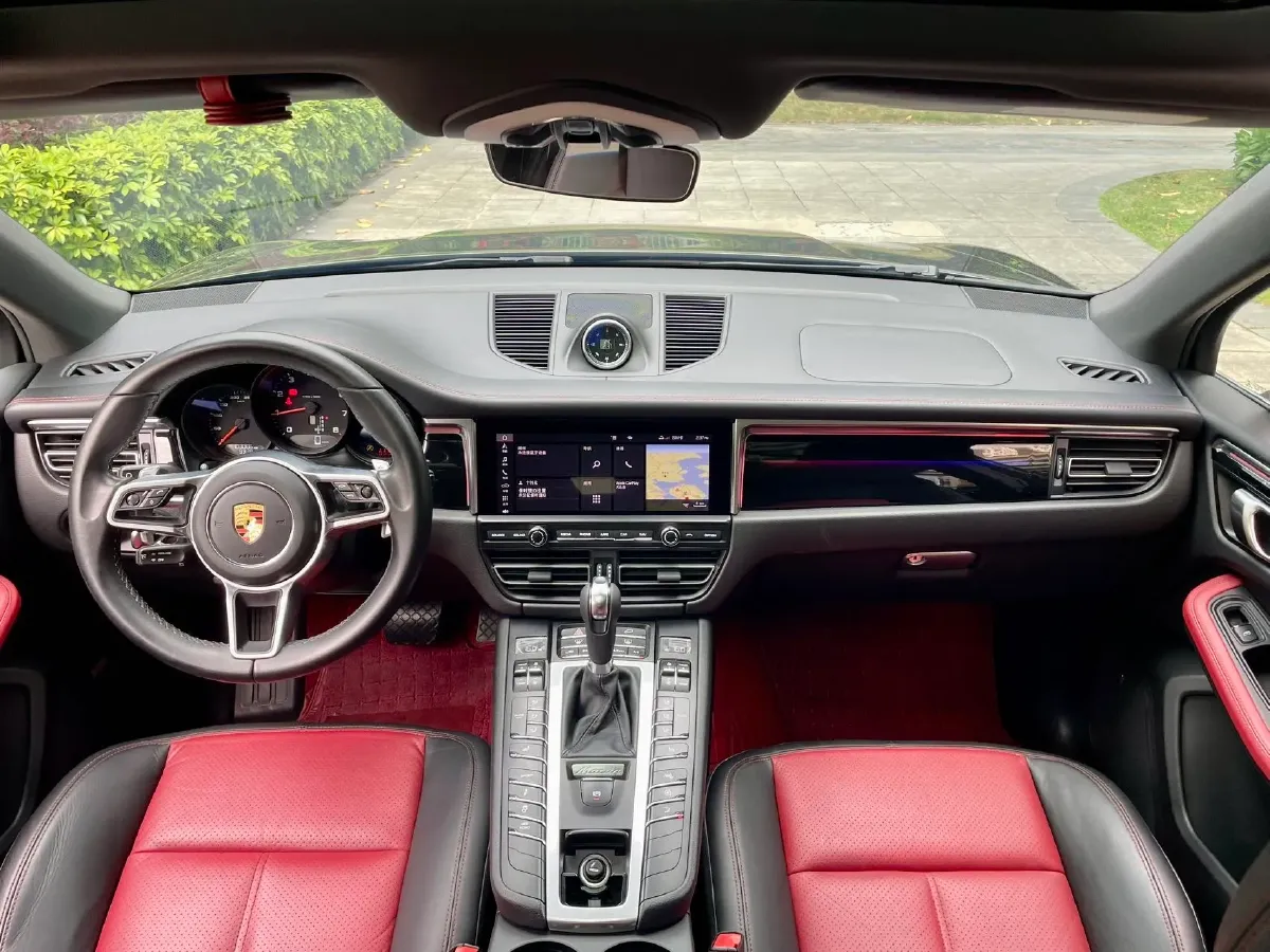 2021 Porsche Macan 2.0T 252HP L4 7DCT,autocango,china used car exporter,china ev exporter,chinese used car exporter,chinese used ev exporter