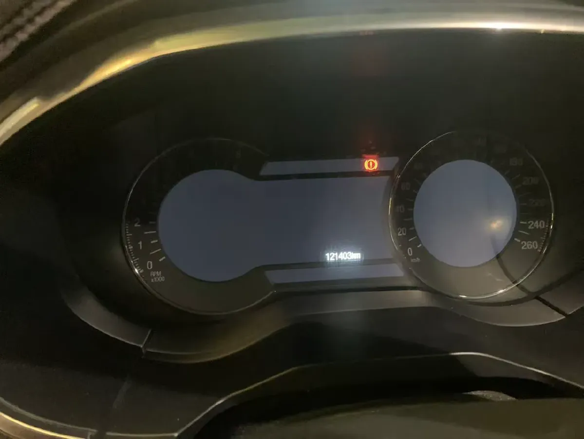 2020 Ford Edge 2.0T 245HP L4 8AT,autocango,china used car exporter,china ev exporter,chinese used car exporter,chinese used ev exporter