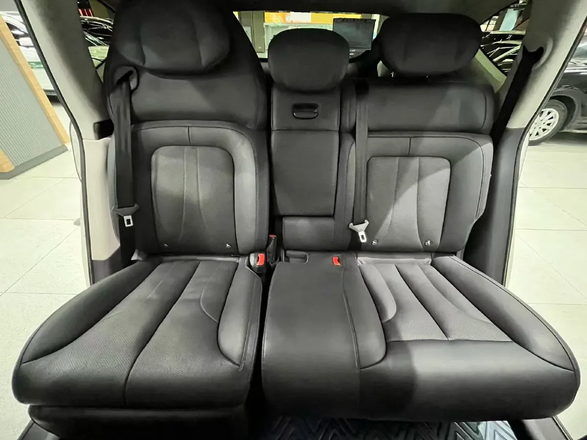 2023 IM LS7 BEV 100KWH,autocango,china used car exporter,china ev exporter,chinese used car exporter,chinese used ev exporter