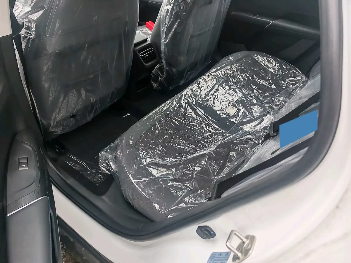 2025 ChangAn EadoPHEV 1.5L 98HP L4 E-CVT PHEV,autocango,china used car exporter,china ev exporter,chinese used car exporter,chinese used ev exporter