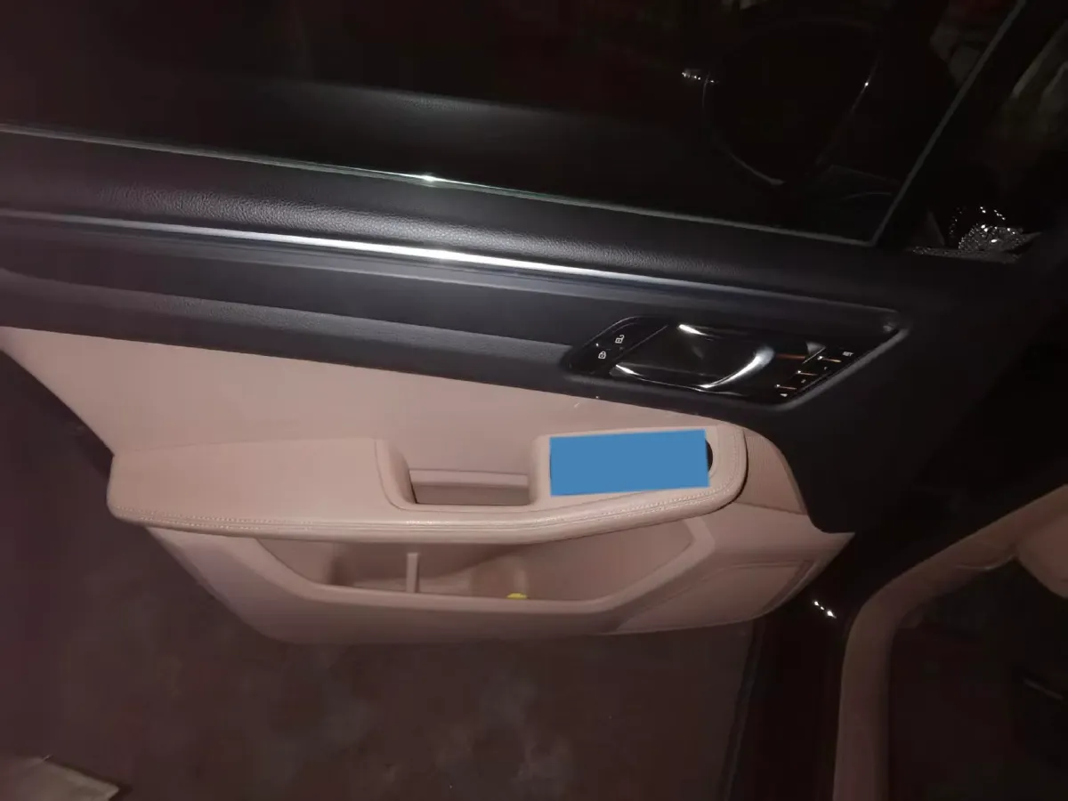 2018 Porsche Macan 2.0T 252HP L4 7DCT,autocango,china used car exporter,china ev exporter,chinese used car exporter,chinese used ev exporter