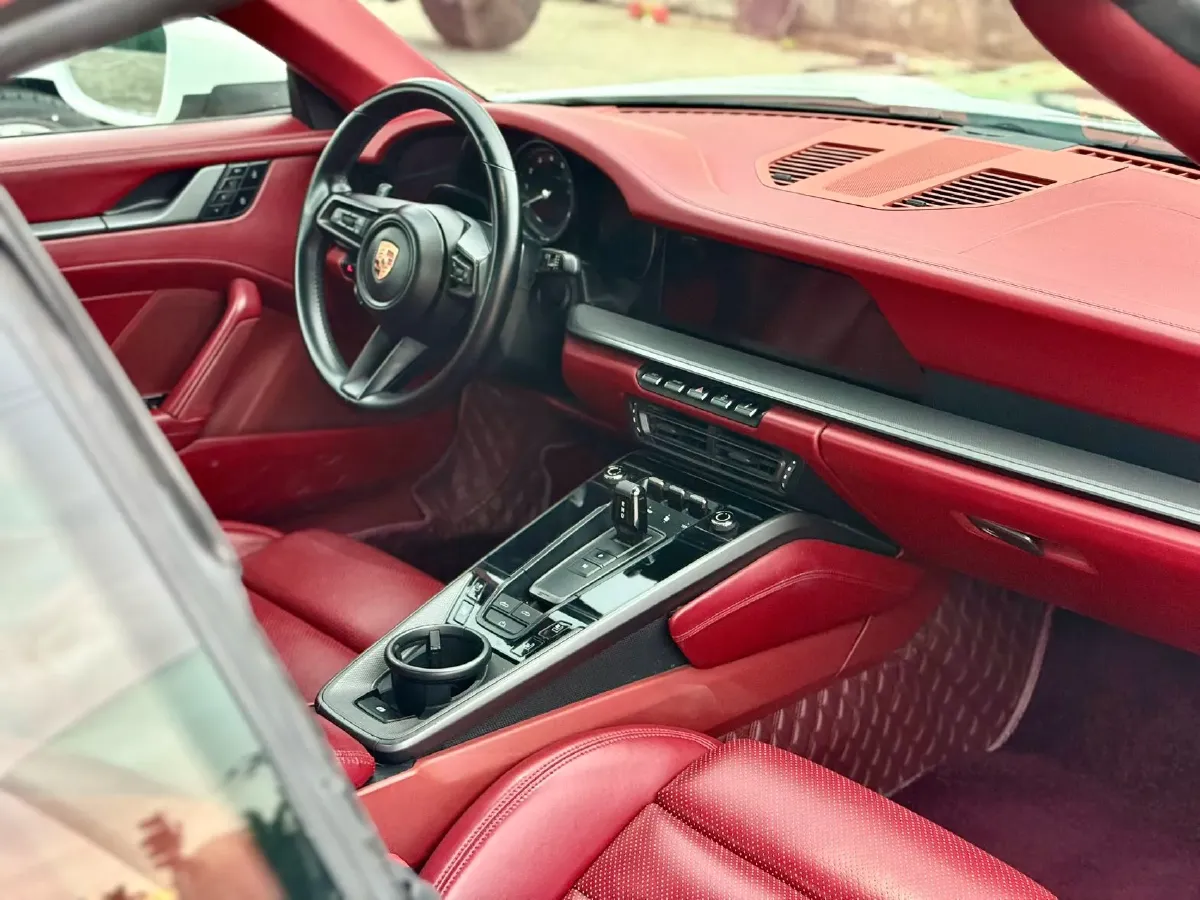 2020 Porsche 911 3.0T 385HP H6 8DCT,autocango,china used car exporter,china ev exporter,chinese used car exporter,chinese used ev exporter