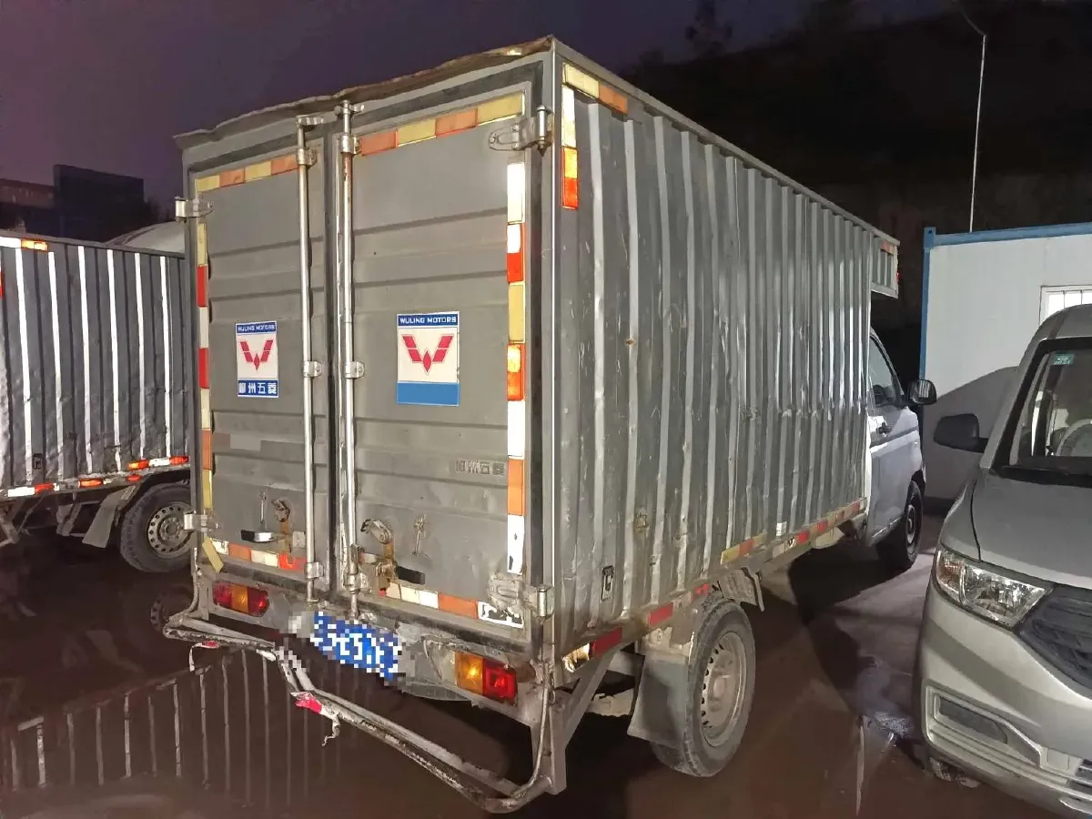 2018 WuLing RongGuang New Truck 1.5L 107HP L4 5MT,autocango,china used car exporter,china ev exporter,chinese used car exporter,chinese used ev exporter