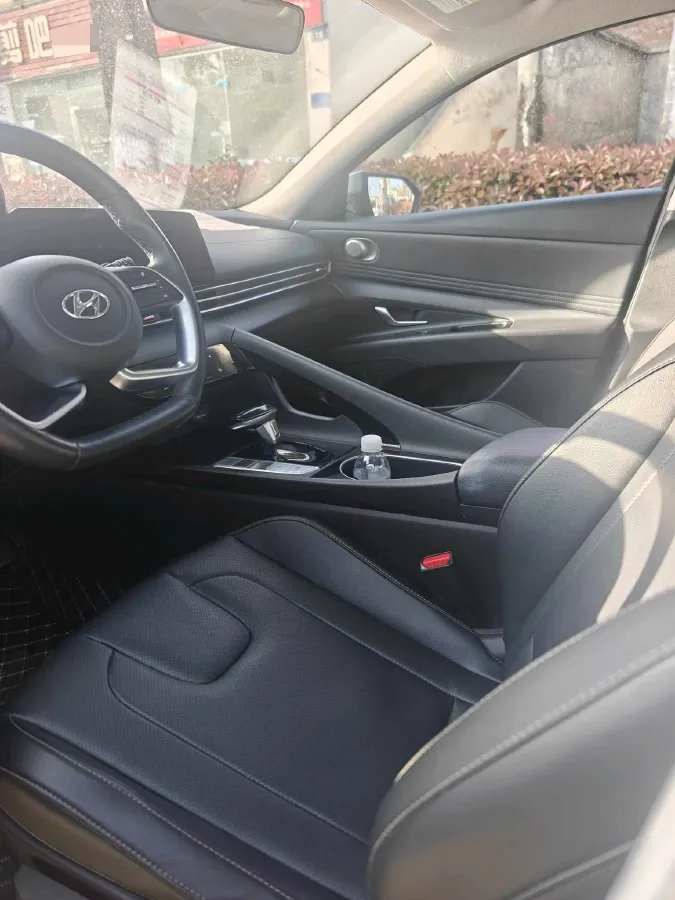 2021 Hyundai Elantra 1.5L 115HP L4 CVT,autocango,china used car exporter,china ev exporter,chinese used car exporter,chinese used ev exporter