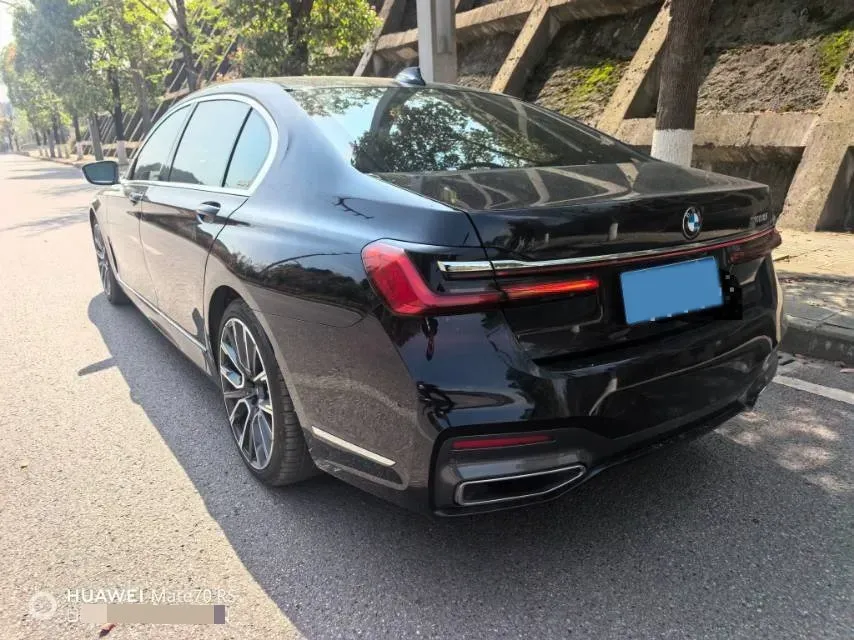 2021 BMW 7 Series 3.0T 340HP L6 8AT,autocango,china used car exporter,china ev exporter,chinese used car exporter,chinese used ev exporter