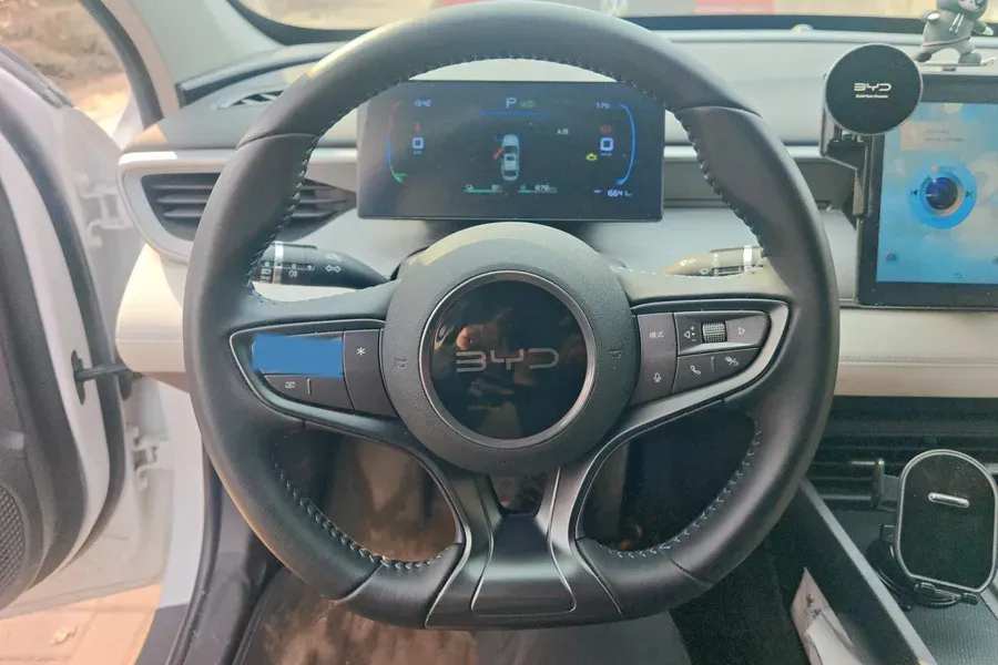 2025 BYD Seal05 DM-i 1.5L 101HP L4 E-CVT PHEV 7.68KWH,autocango,china used car exporter,china ev exporter,chinese used car exporter,chinese used ev exporter