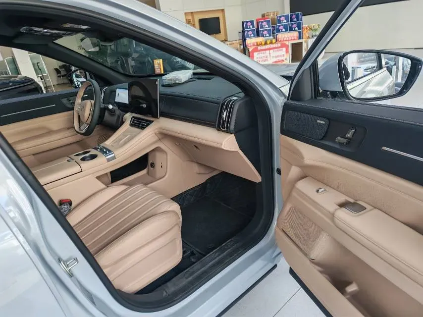 2025 Jetour X70 PLUS C-DM 1.5T 156HP L4 2DHT PHEV,autocango,china used car exporter,china ev exporter,chinese used car exporter,chinese used ev exporter