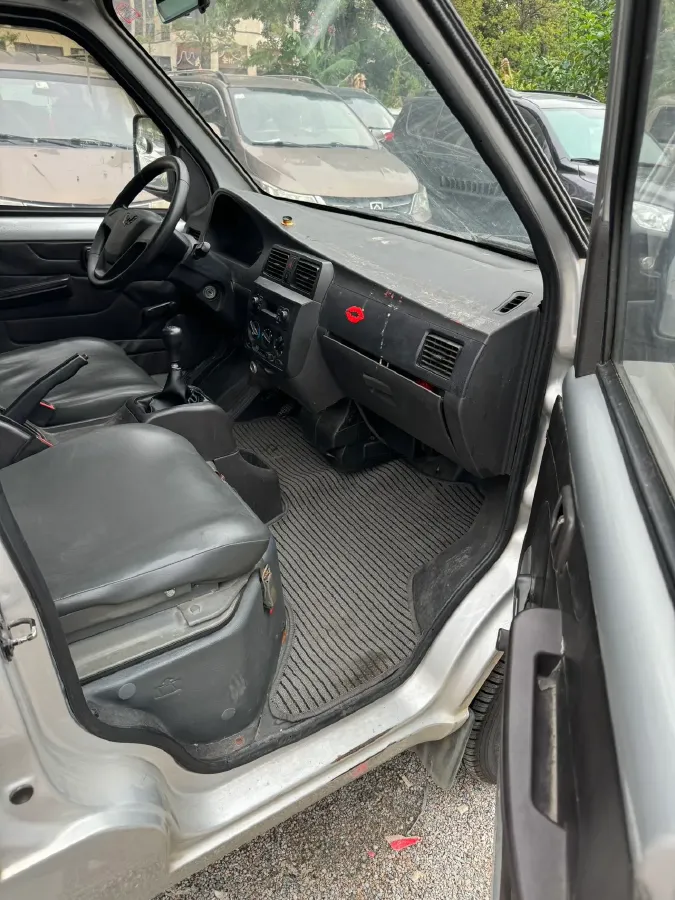 2016 WuLing ZhiGuang Mini Truck 1.2L 82HP L4 5MT,autocango,china used car exporter,china ev exporter,chinese used car exporter,chinese used ev exporter