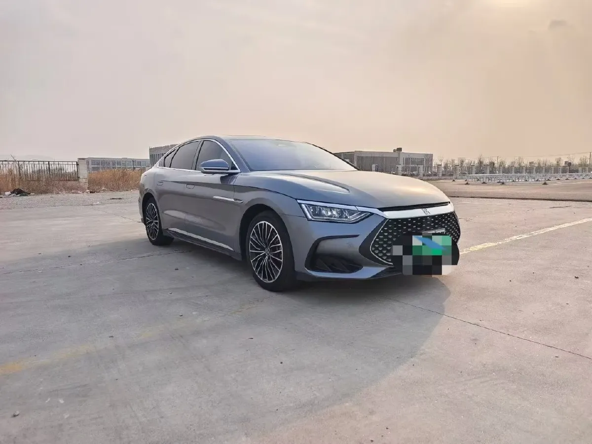 2022 Volkswagen Tiguan L 2.0T 186HP L4 7DCT,autocango,china used car exporter,china ev exporter,chinese used car exporter,chinese used ev exporter