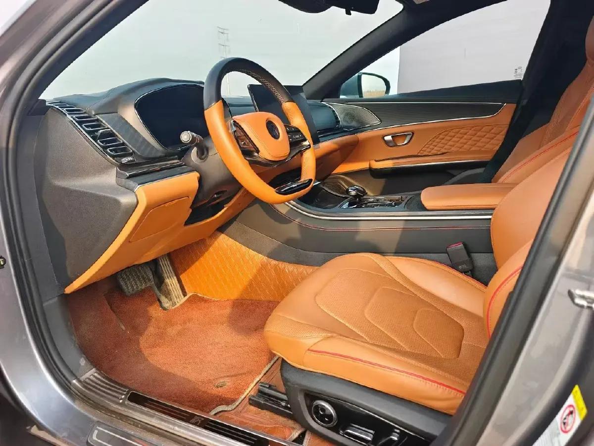 2022 Volkswagen Tiguan L 2.0T 186HP L4 7DCT,autocango,china used car exporter,china ev exporter,chinese used car exporter,chinese used ev exporter