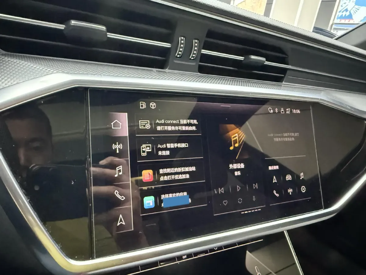 2022 Audi A6L 2.0T 224HP L4 7DCT,autocango,china used car exporter,china ev exporter,chinese used car exporter,chinese used ev exporter