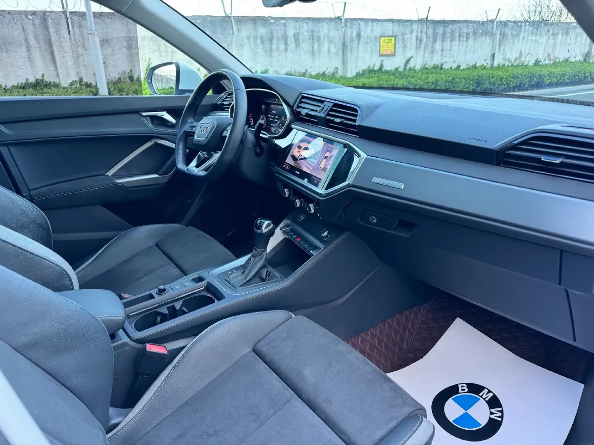 2022 Audi Q3 1.4T 150HP L4 7DCT,autocango,china used car exporter,china ev exporter,chinese used car exporter,chinese used ev exporter