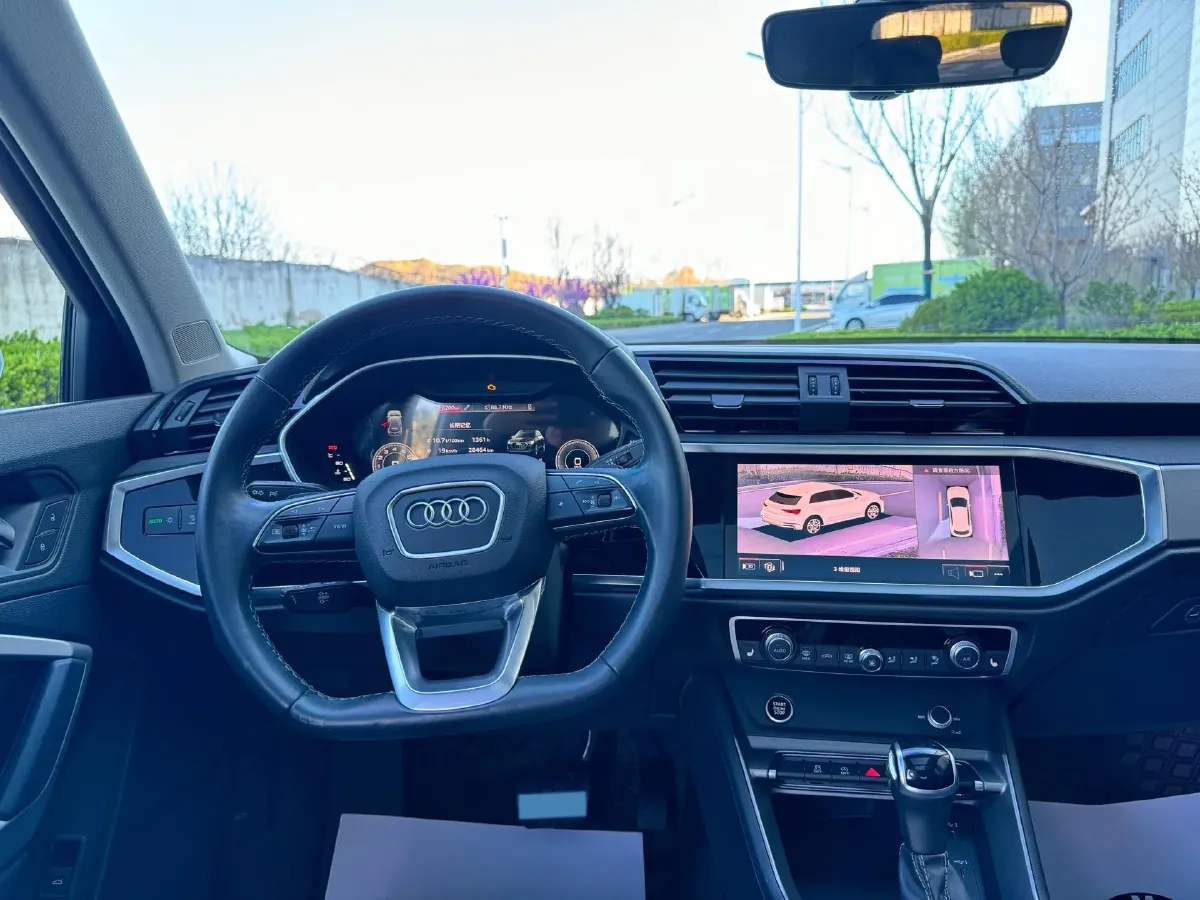 2022 Audi Q3 1.4T 150HP L4 7DCT,autocango,china used car exporter,china ev exporter,chinese used car exporter,chinese used ev exporter