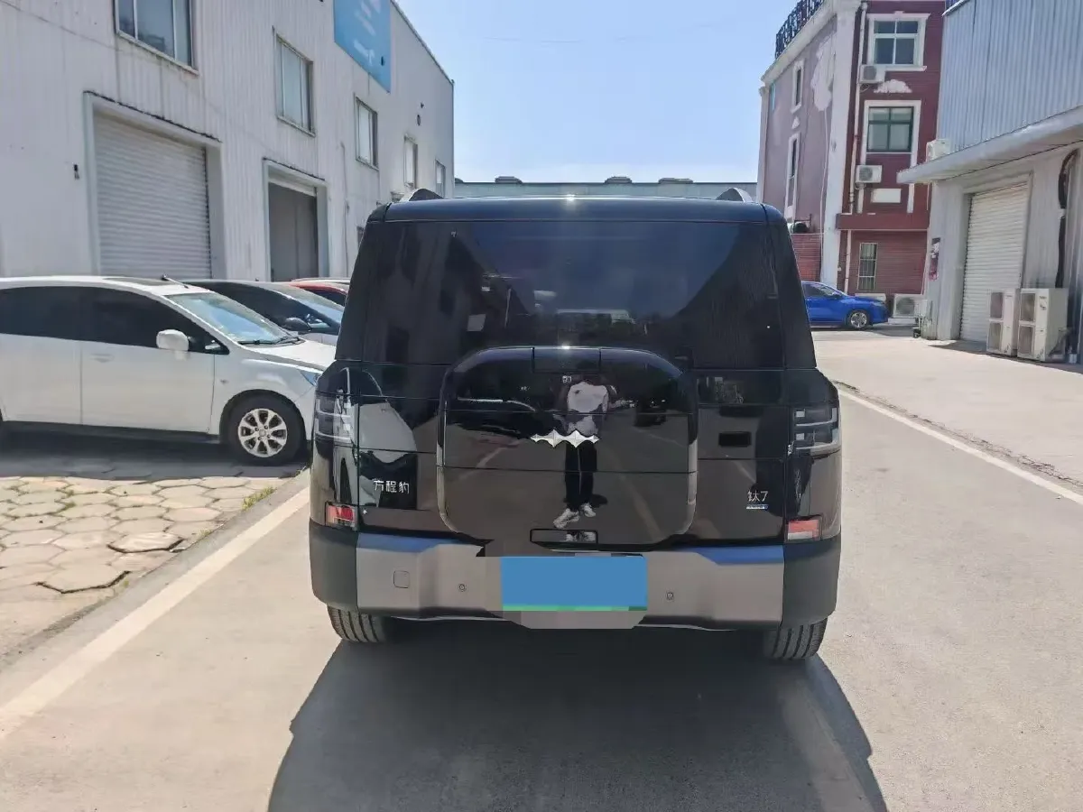 2025 FangChengBao Tai 7 1.5T 156HP L4 E-CVT PHEV,autocango,china used car exporter,china ev exporter,chinese used car exporter,chinese used ev exporter