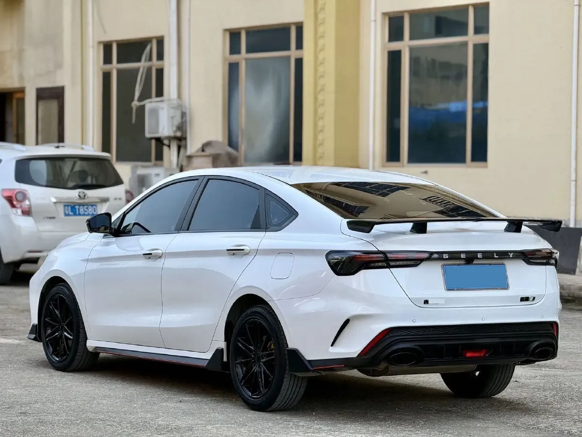 2022 Geely Binray 1.5T 181HP L4 7DCT,autocango,china used car exporter,china ev exporter,chinese used car exporter,chinese used ev exporter