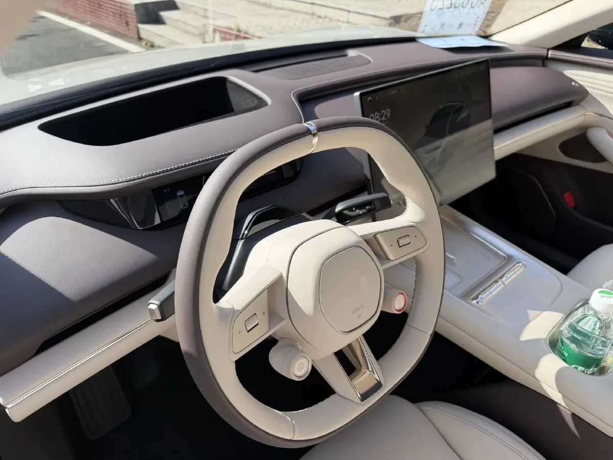 2026 Avatr 07 1.5T 156HP L4 REEV,autocango,china used car exporter,china ev exporter,chinese used car exporter,chinese used ev exporter