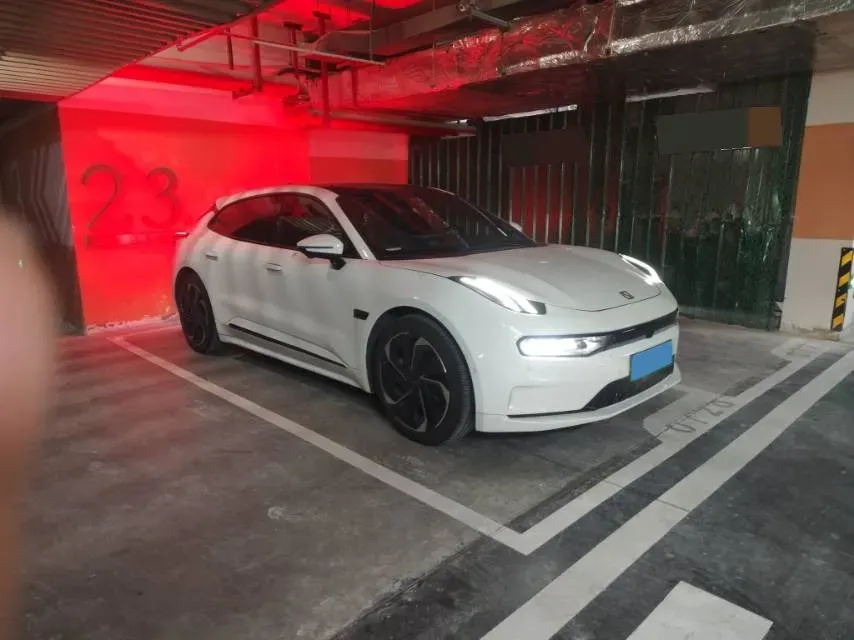 2022 Zeekr 001 BEV 100KWH,autocango,china used car exporter,china ev exporter,chinese used car exporter,chinese used ev exporter
