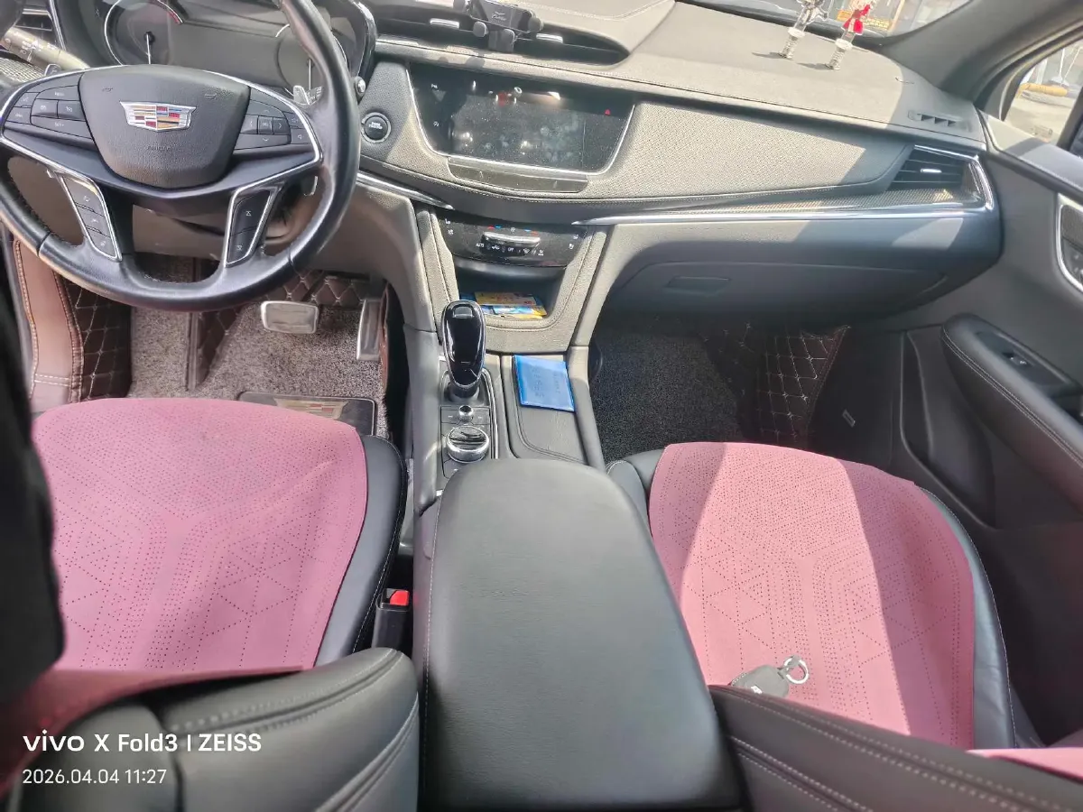 2022 Cadillac XT5 2.0T 237HP L4 9AT,autocango,china used car exporter,china ev exporter,chinese used car exporter,chinese used ev exporter