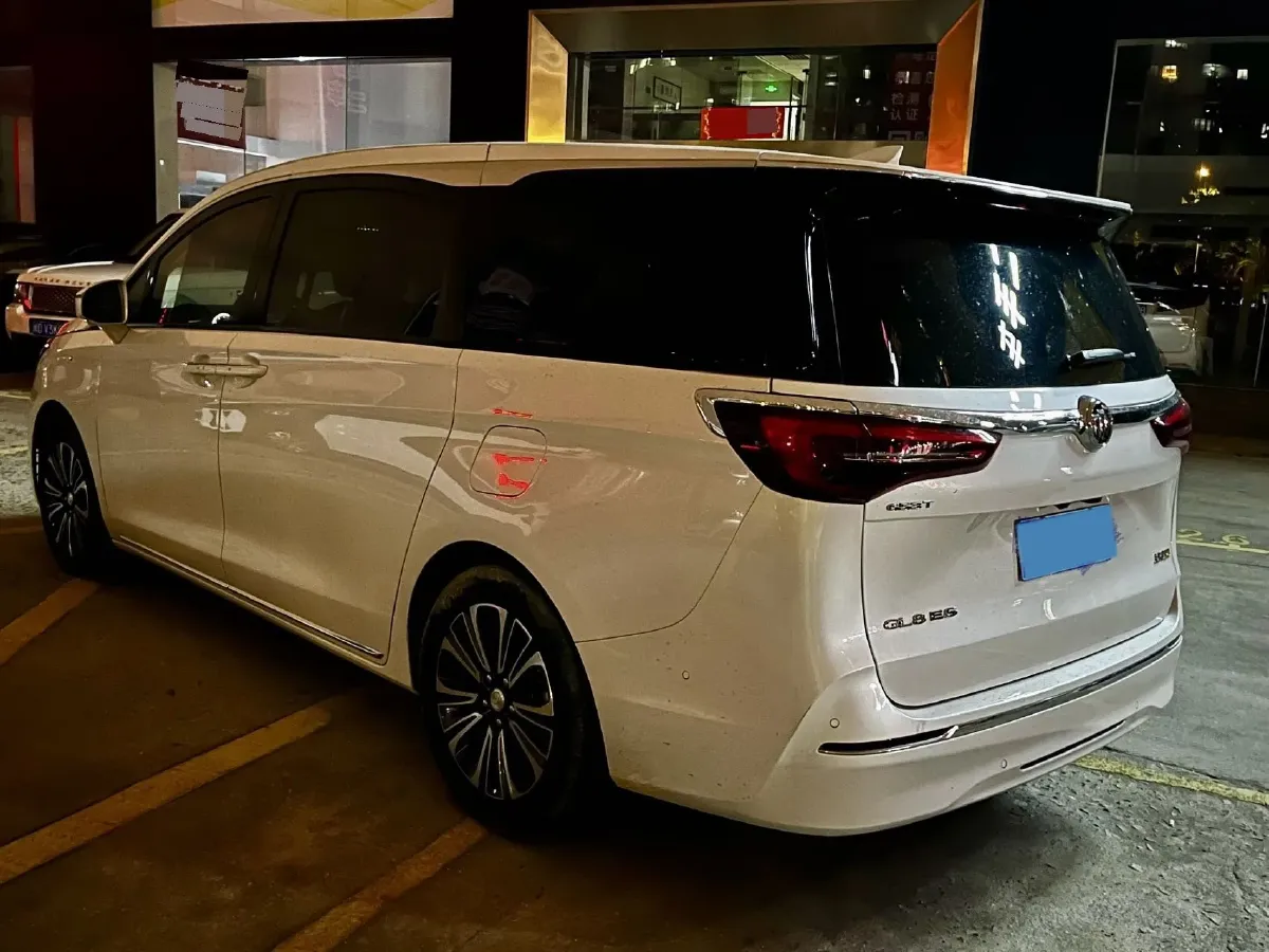2023 Buick GL8 2.0T 237HP L4 9AT,autocango,china used car exporter,china ev exporter,chinese used car exporter,chinese used ev exporter