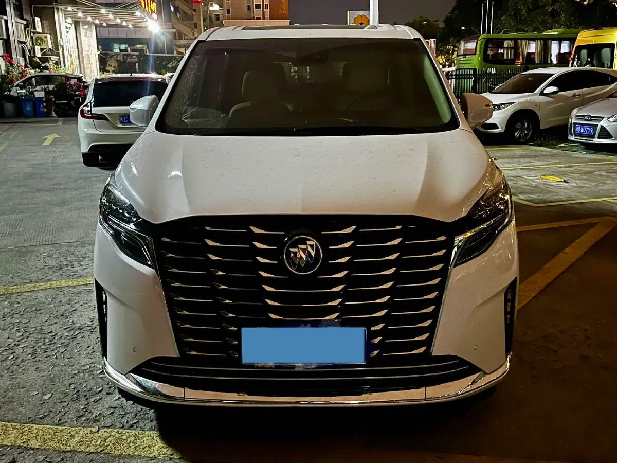 2023 Buick GL8 2.0T 237HP L4 9AT,autocango,china used car exporter,china ev exporter,chinese used car exporter,chinese used ev exporter