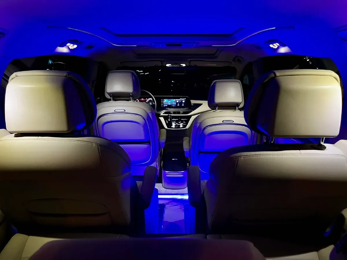 2023 Buick GL8 2.0T 237HP L4 9AT,autocango,china used car exporter,china ev exporter,chinese used car exporter,chinese used ev exporter