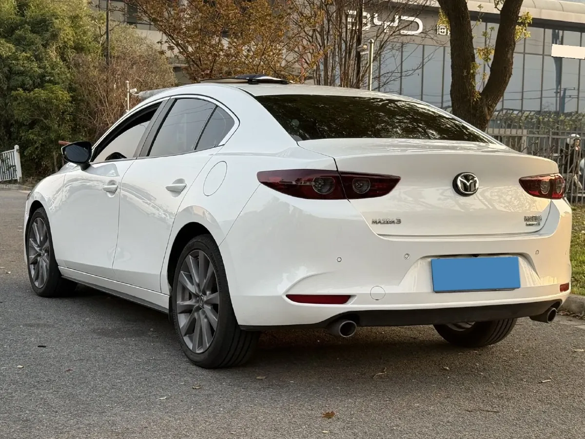 2022 Mazda 3 Axela 2.0L 158HP L4 6AT,autocango,china used car exporter,china ev exporter,chinese used car exporter,chinese used ev exporter
