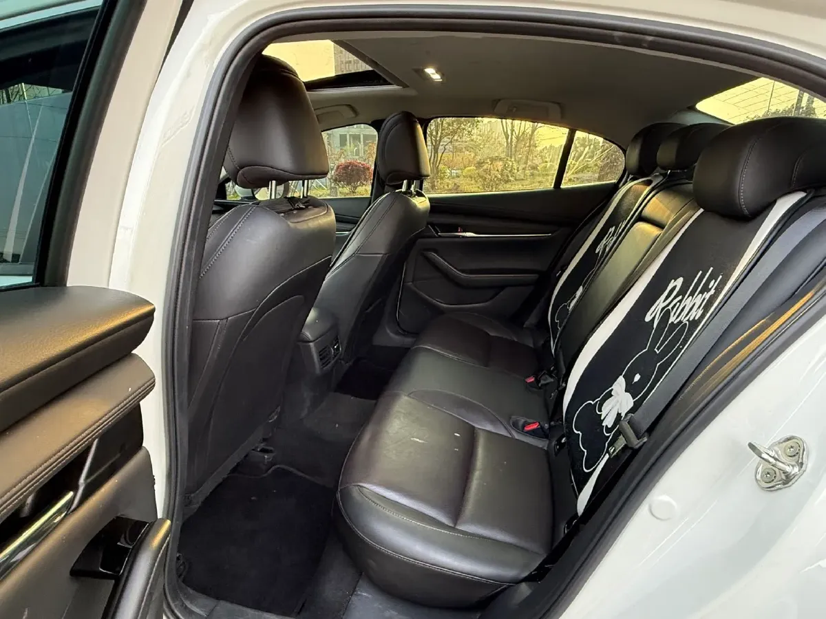 2022 Mazda 3 Axela 2.0L 158HP L4 6AT,autocango,china used car exporter,china ev exporter,chinese used car exporter,chinese used ev exporter