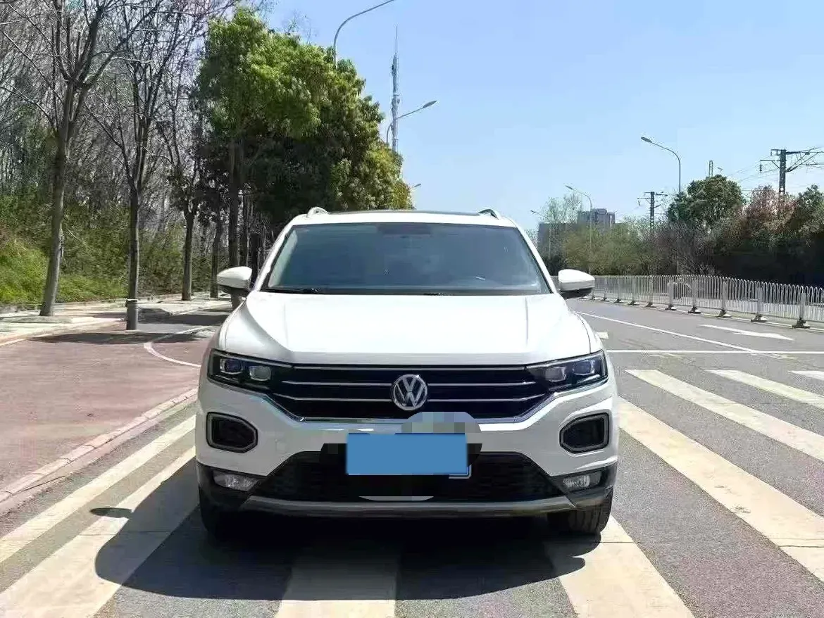 2018 Mitsubishi Eclipse Cross 1.5T 170HP L4 CVT,autocango,china used car exporter,china ev exporter,chinese used car exporter,chinese used ev exporter