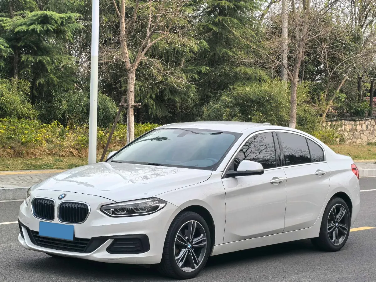 2020 BMW 1 Series 1.5T 140HP L3 7DCT,autocango,china used car exporter,china ev exporter,chinese used car exporter,chinese used ev exporter