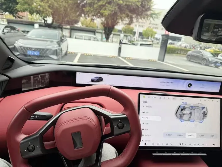 2025 Avatr 12 BEV,autocango,china used car exporter,china ev exporter,chinese used car exporter,chinese used ev exporter