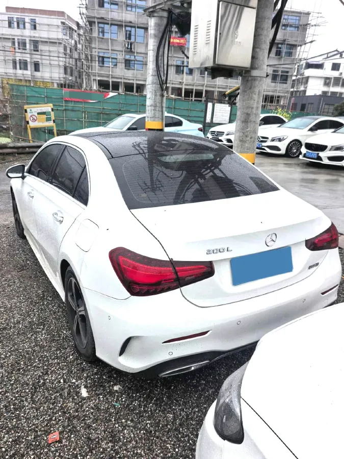 2024 Mercedes-Benz A Class 1.3T 163HP L4 7DCT,autocango,china used car exporter,china ev exporter,chinese used car exporter,chinese used ev exporter