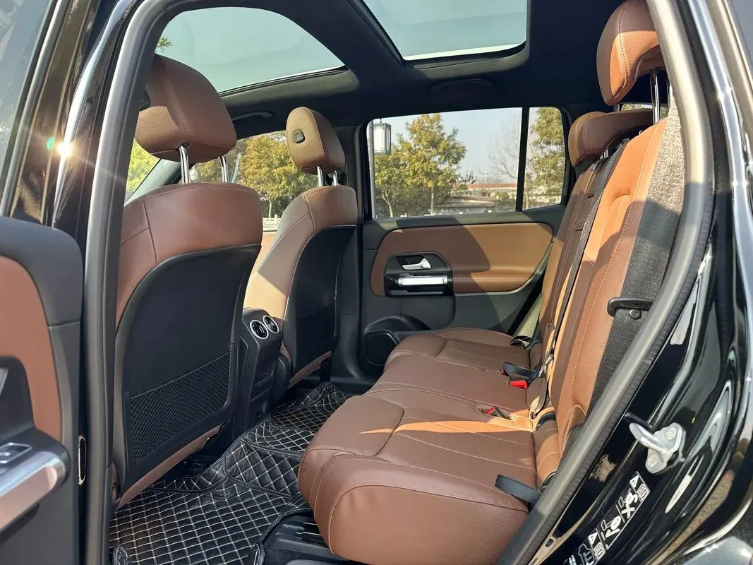 2023 Mercedes-Benz GLB Class 2.0T 190HP L4 8DCT,autocango,china used car exporter,china ev exporter,chinese used car exporter,chinese used ev exporter