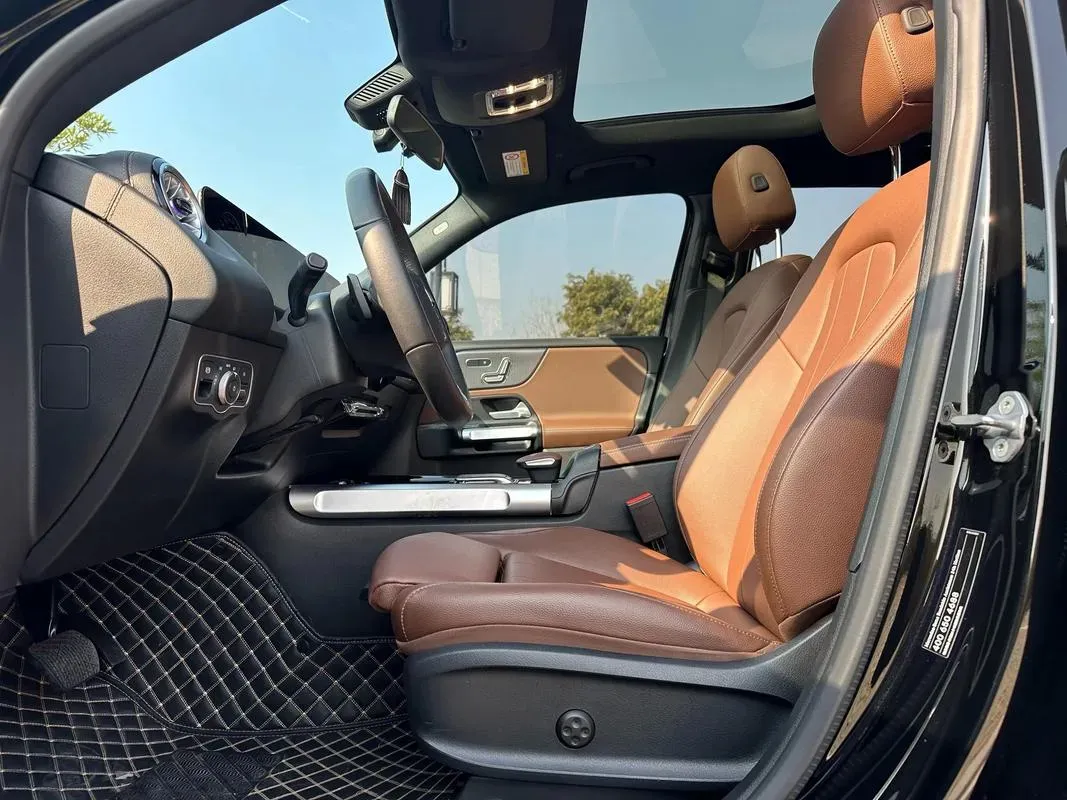 2023 Mercedes-Benz GLB Class 2.0T 190HP L4 8DCT,autocango,china used car exporter,china ev exporter,chinese used car exporter,chinese used ev exporter