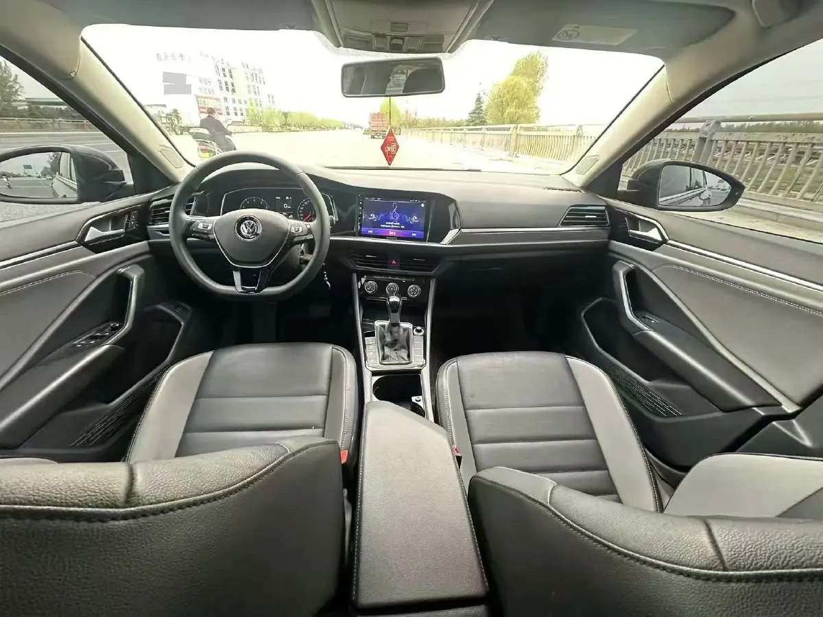 2019 Jeep Renegade 1.3T 173HP L4 7DCT,autocango,china used car exporter,china ev exporter,chinese used car exporter,chinese used ev exporter