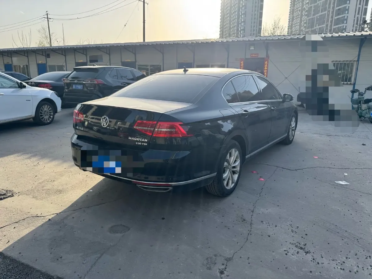 2019 Volkswagen Magotan 2.0T 186HP L4 7DCT,autocango,china used car exporter,china ev exporter,chinese used car exporter,chinese used ev exporter