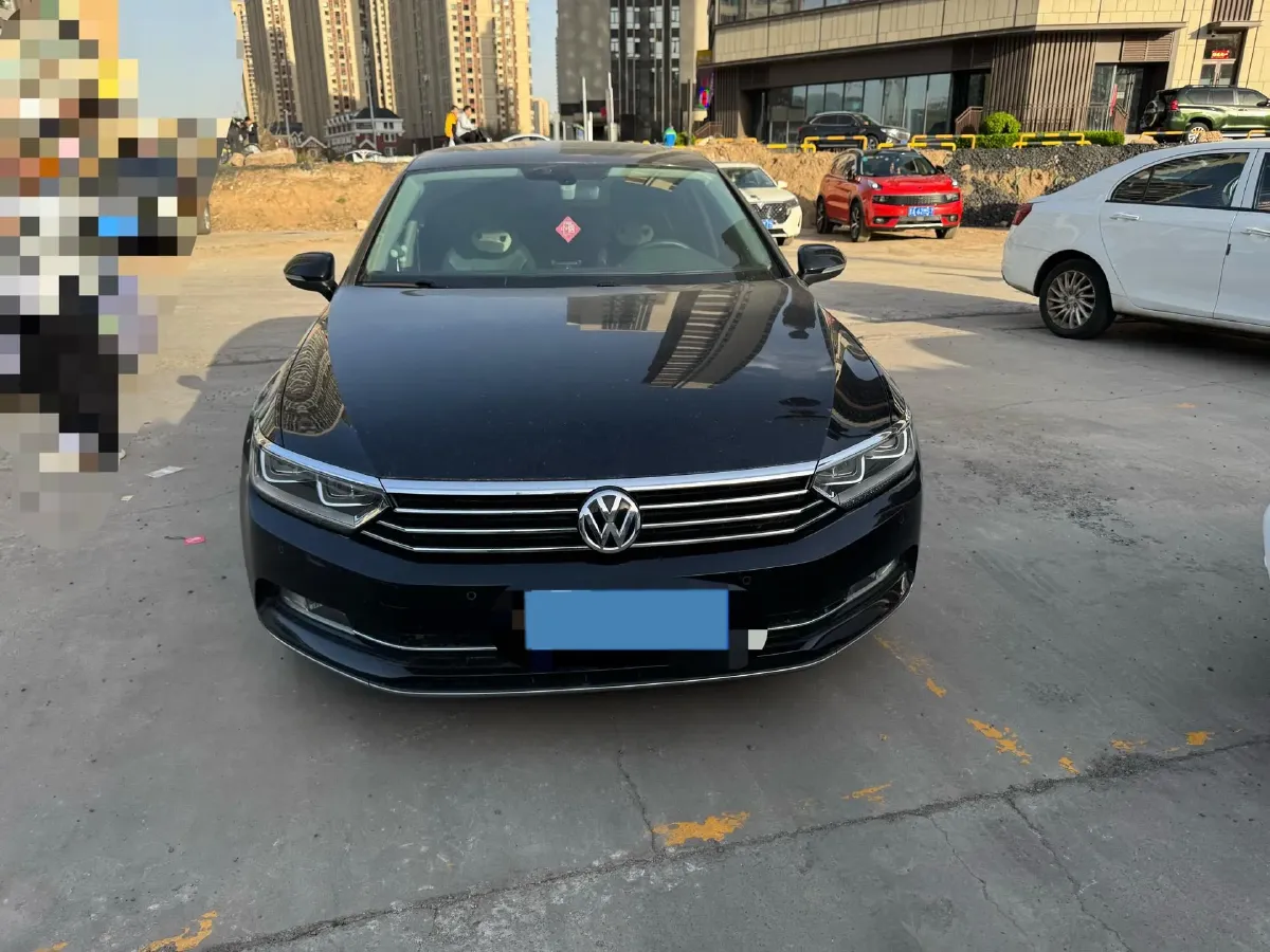 2019 Volkswagen Magotan 2.0T 186HP L4 7DCT,autocango,china used car exporter,china ev exporter,chinese used car exporter,chinese used ev exporter